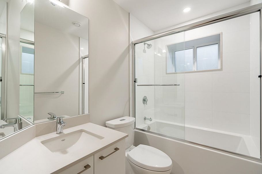 3535 Cambridge Street Vancouver, BC - 32