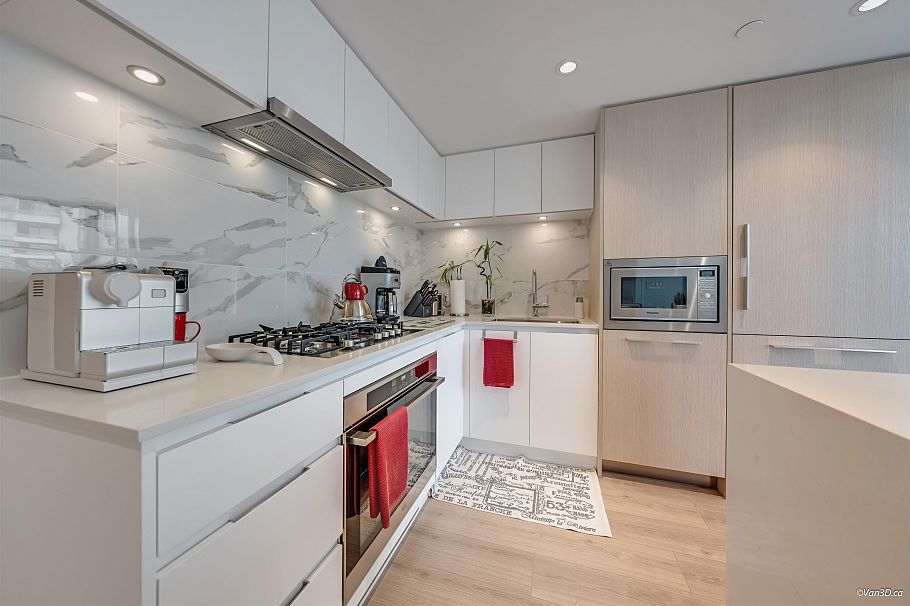 1102 1500 Fern Street North Vancouver, BC - 4