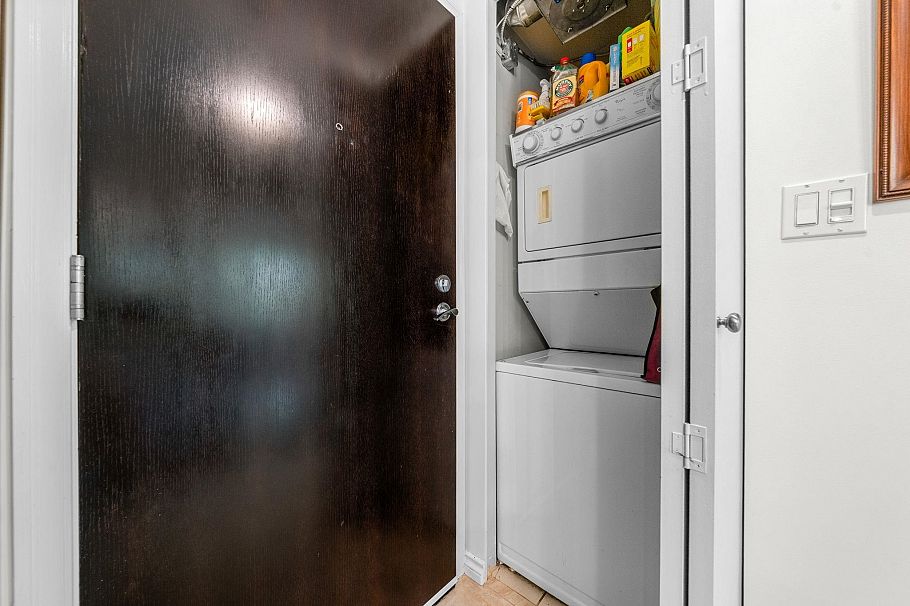 314 170 W 1st Street North Vancouver, BC - 26