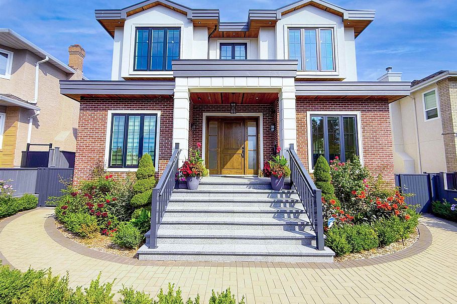 7662 French Street Vancouver, BC - 1