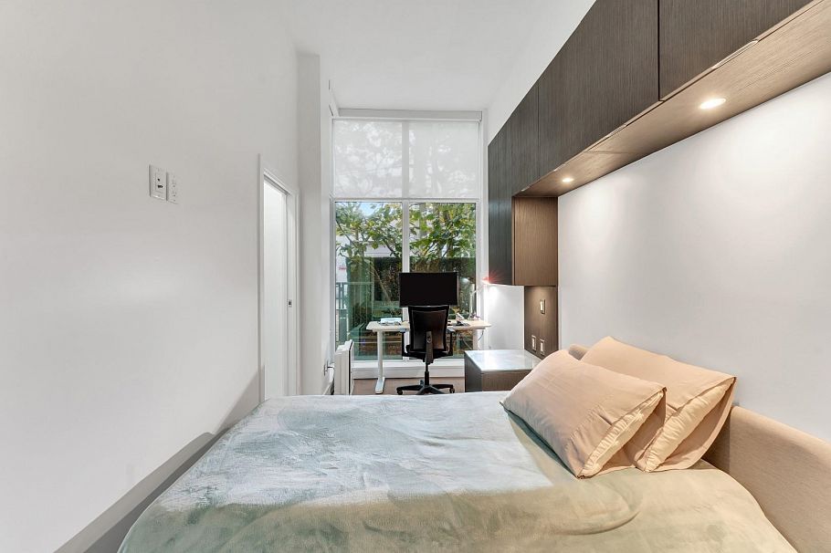 268 W 1st Avenue Vancouver, BC - 18