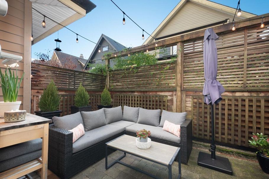 250 E 10th Street North Vancouver, BC - 8