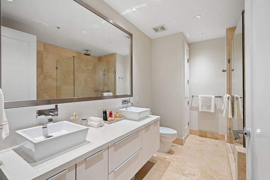 302 1625 Manitoba Street Vancouver, BC - 17