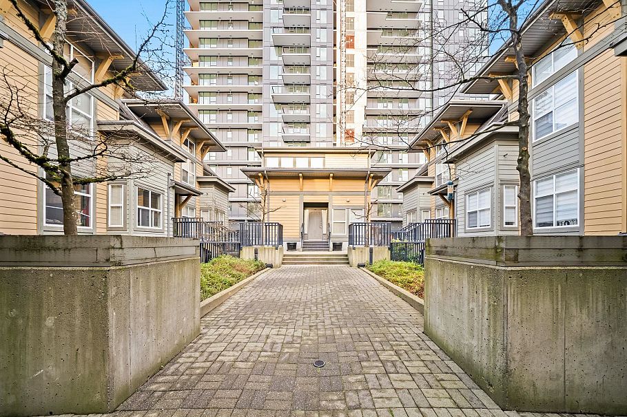 104 4155 Central Boulevard Burnaby, BC - 19
