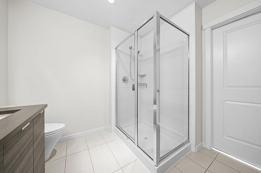 101 2665 Mountain Highway North Vancouver, BC - 20