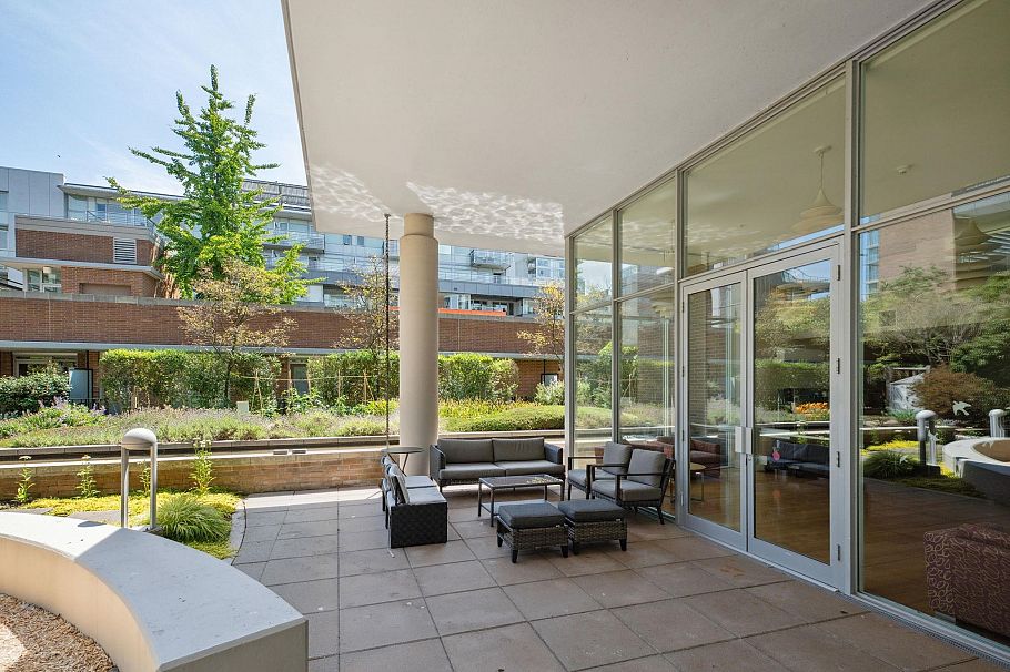 302 1625 Manitoba Street Vancouver, BC - 26