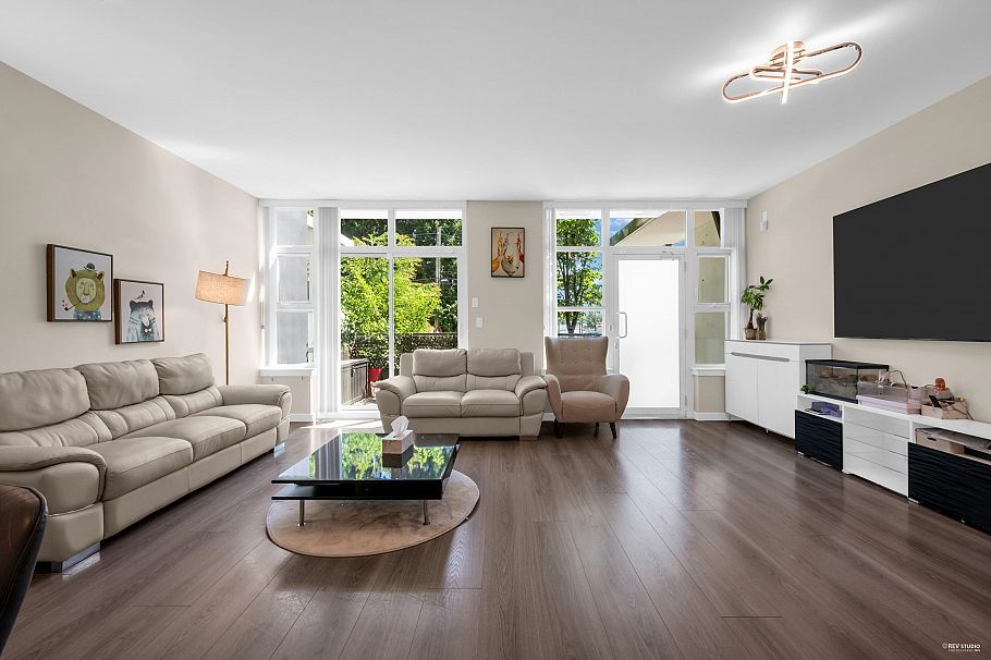 16 8677 Capstan Way Richmond, BC - 3