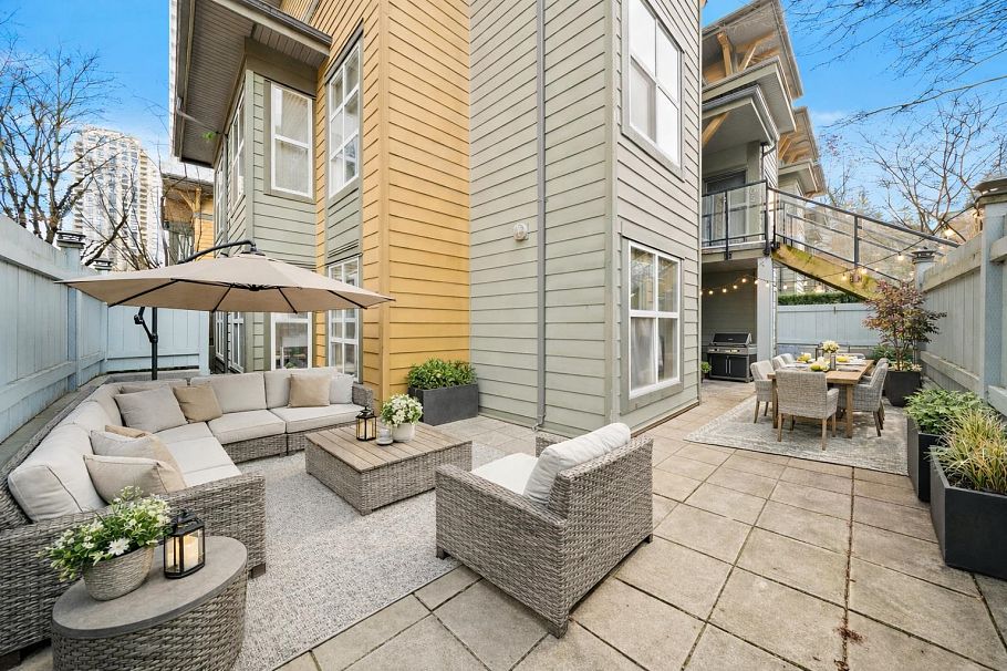 104 4155 Central Boulevard Burnaby, BC - 4