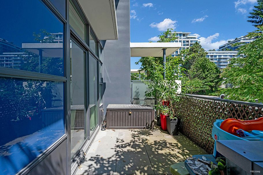 16 8677 Capstan Way Richmond, BC - 24