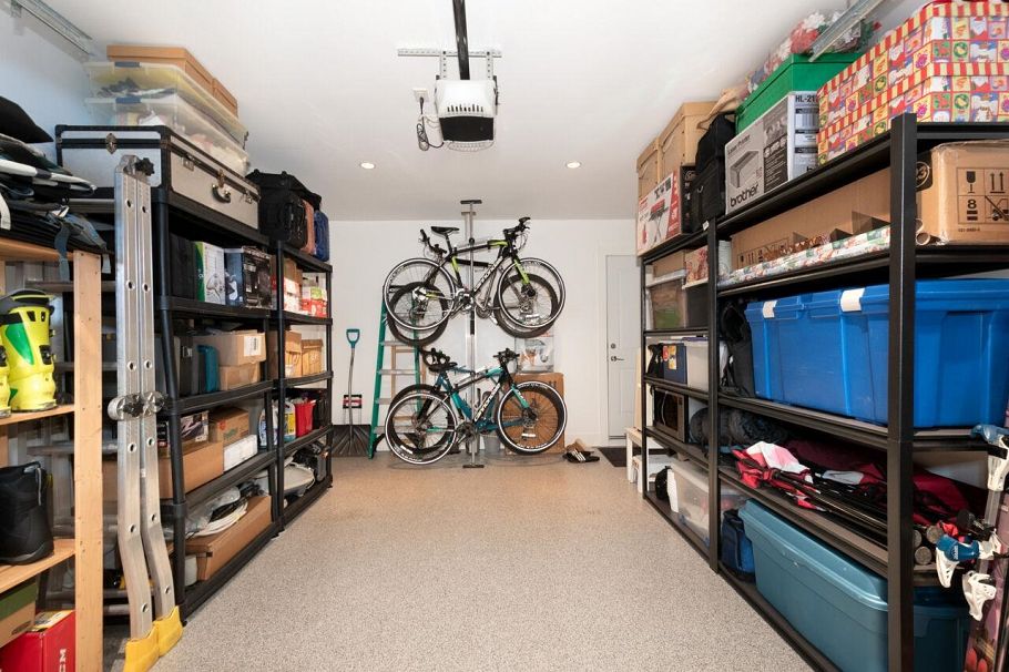 250 E 10th Street North Vancouver, BC - 33