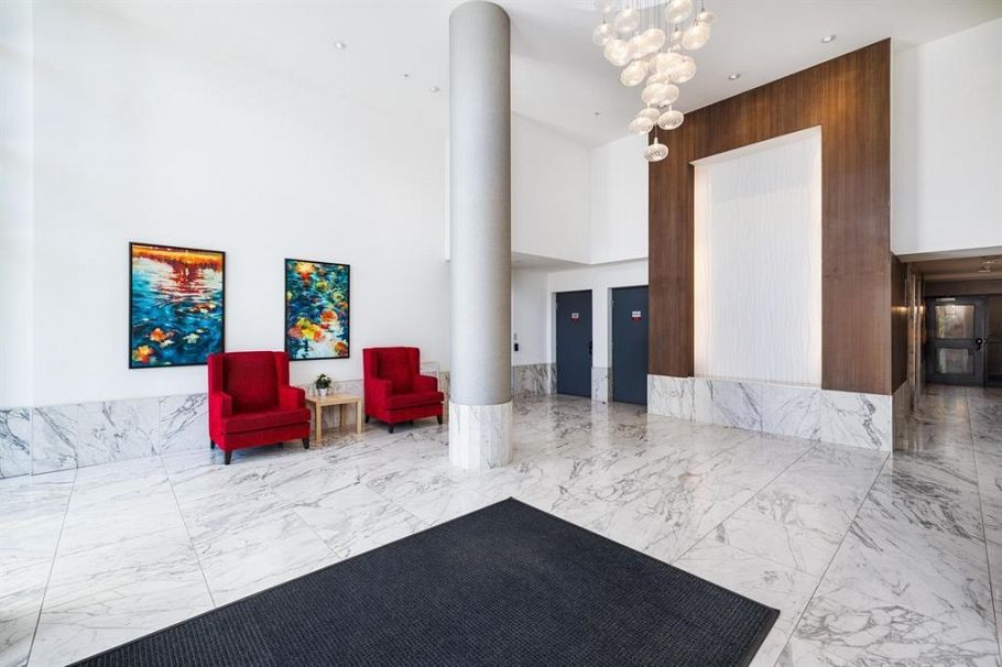 16 8677 Capstan Way Richmond, BC - 31