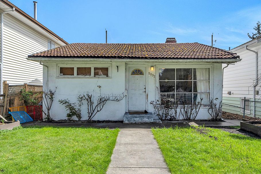 5092 Main Street Vancouver, BC - 1