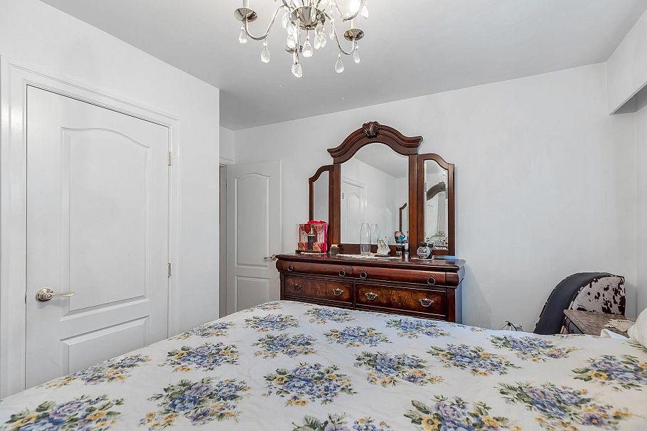 5064 Main Street Vancouver, BC - 11