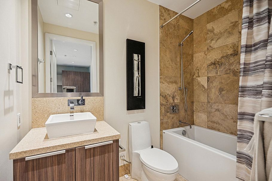 1618 Columbia Street Vancouver, BC - 17