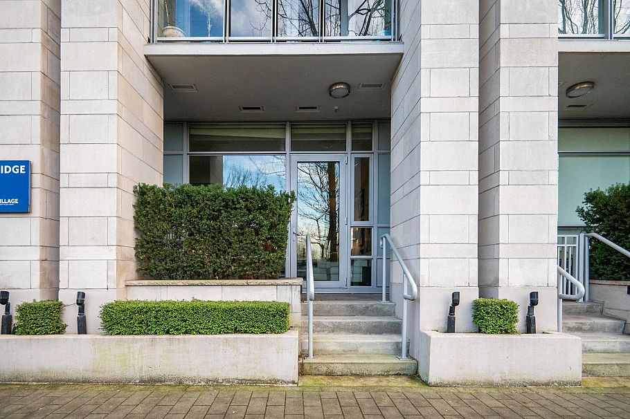 1618 Columbia Street Vancouver, BC - 21