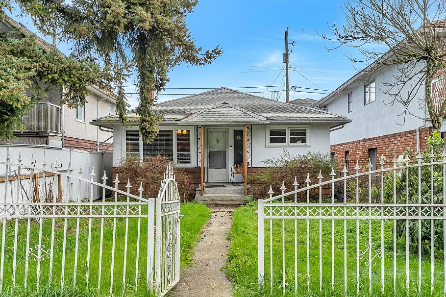 5050 Main Street Vancouver, BC - 2