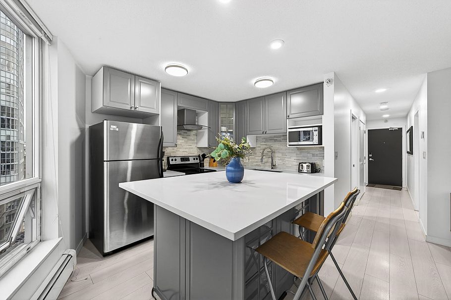 1202 188 Keefer Place Vancouver, BC - 7