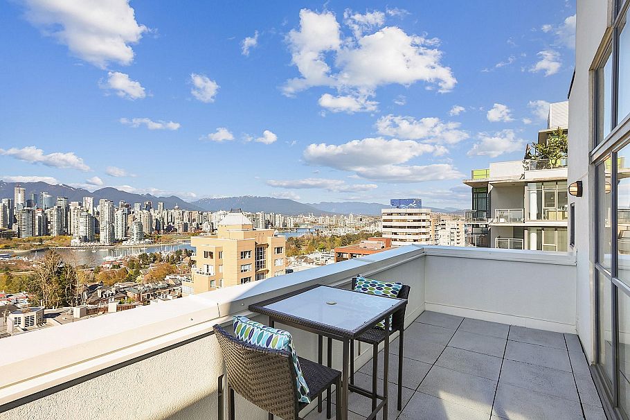 PH 1268 W Broadway Vancouver, BC - 24