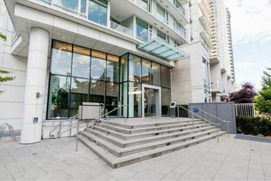 1609 161 W GEORGIA STREET, Vancouver BC V6B 0K9 Vancouver, BC - 2