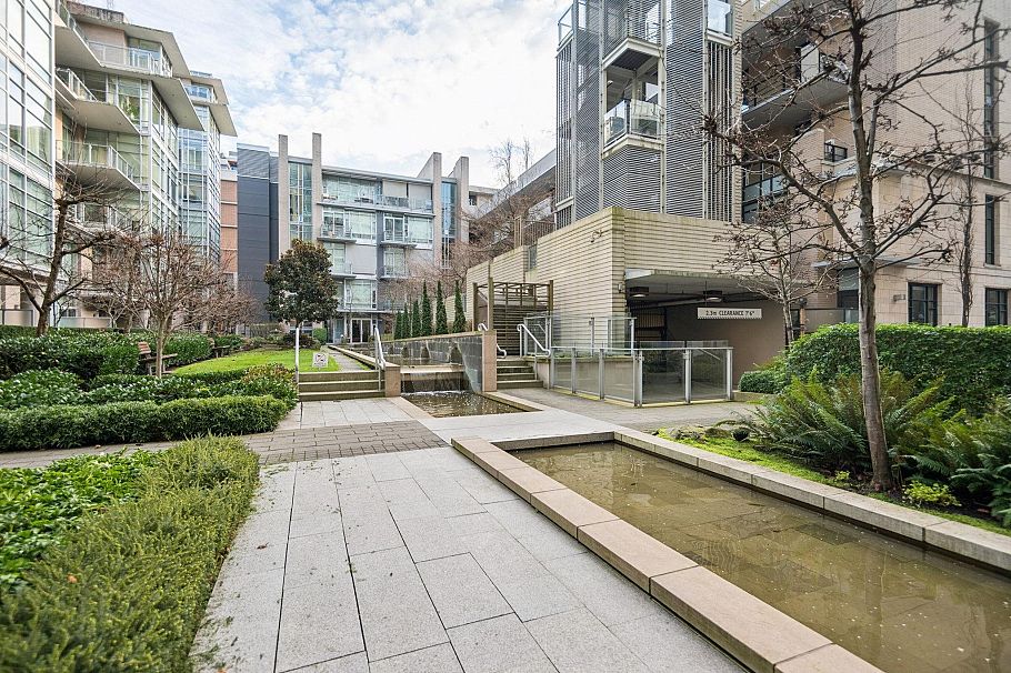 1618 Columbia Street Vancouver, BC - 26