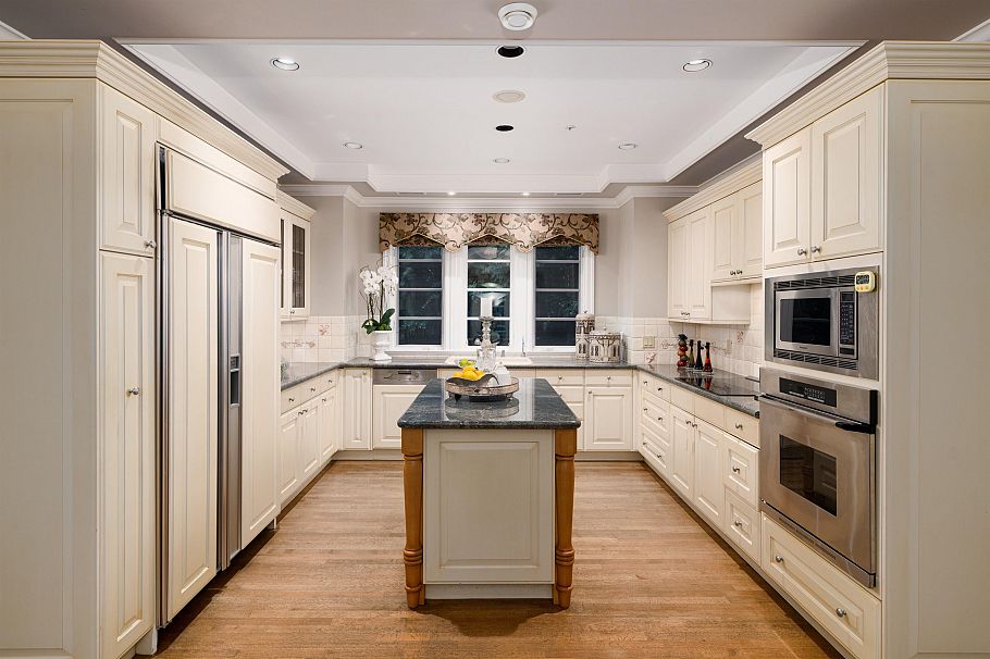 1638 Marpole Avenue Vancouver, BC - 9