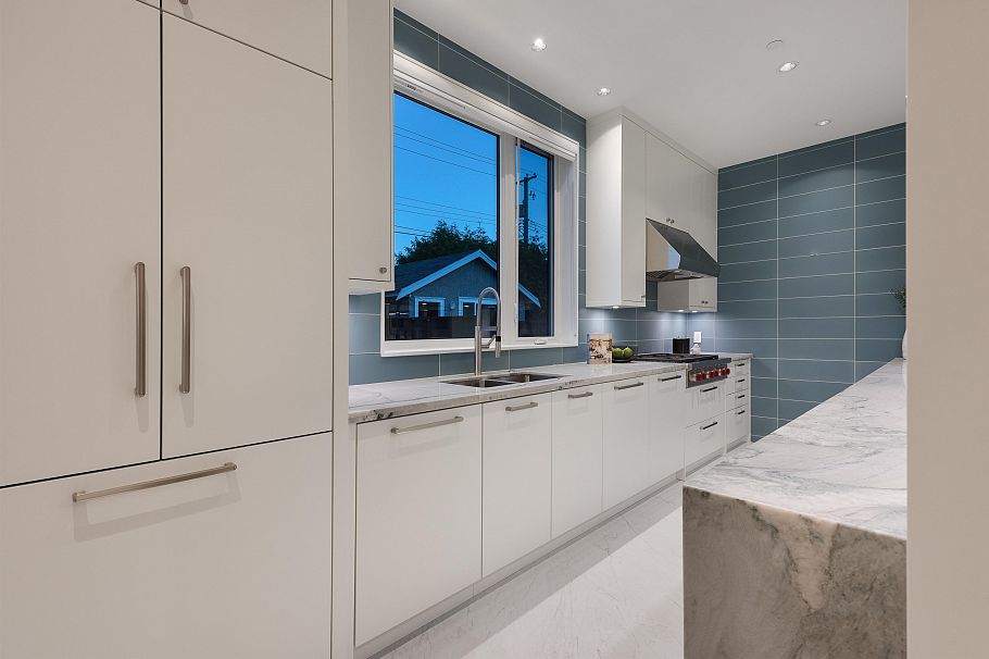 2128 W 21st Avenue Vancouver, BC - 14