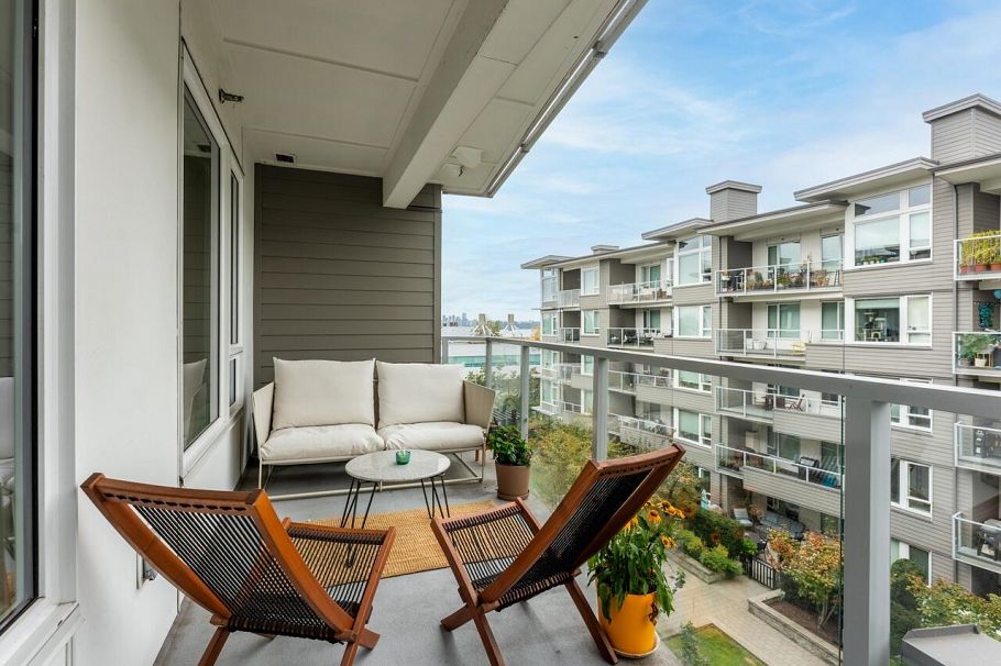 412 255 W 1st Street North Vancouver, BC - 10