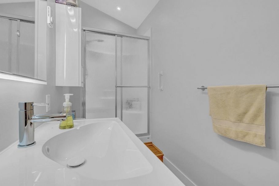 7187 Marguerite Street Vancouver, BC - 28