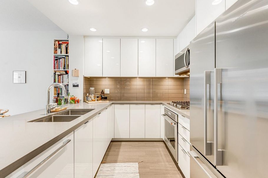 412 255 W 1st Street North Vancouver, BC - 5