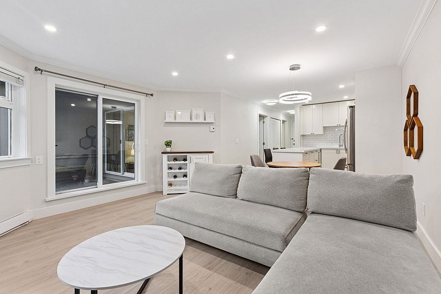 104 1365 W 4th Avenue Vancouver, BC - 2