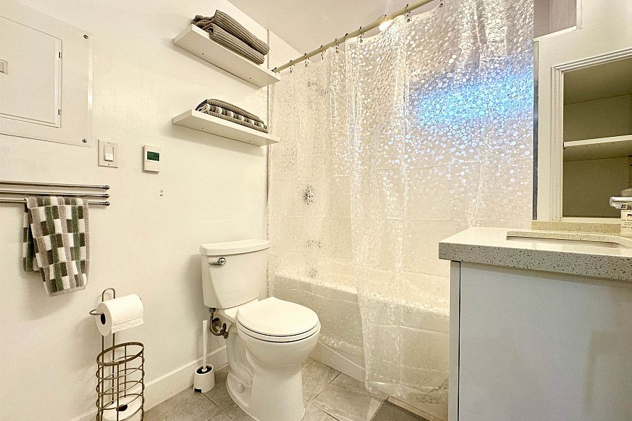 5928 OLYMPIC STREET, Vancouver BC V6N 1Z4 Vancouver, BC - 10