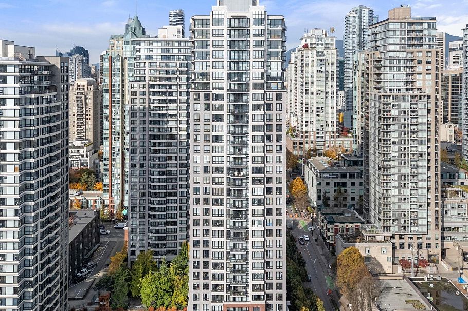 502 909 Mainland Street Vancouver, BC - 30