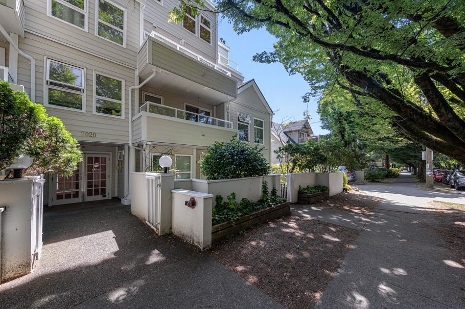 PH 401 2020 Trafalgar Street Vancouver, BC - 25