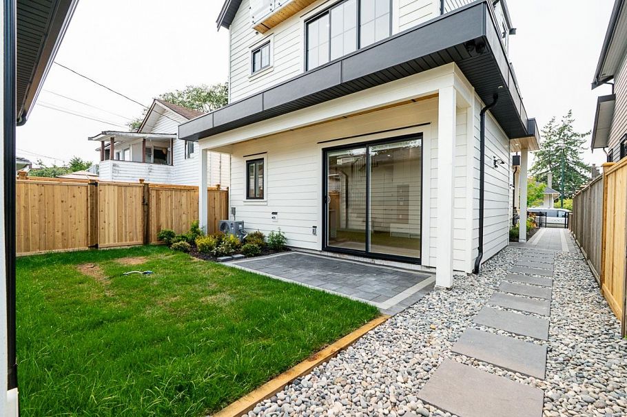 2 5304 Elgin Street Vancouver, BC - 26