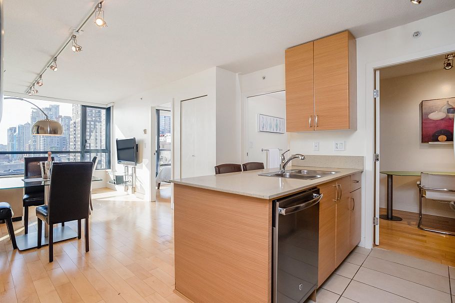 1110 928 Homer Street Vancouver, BC - 17