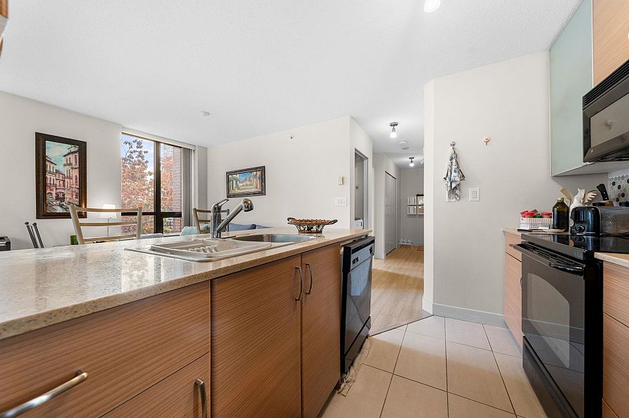 502 909 Mainland Street Vancouver, BC - 15