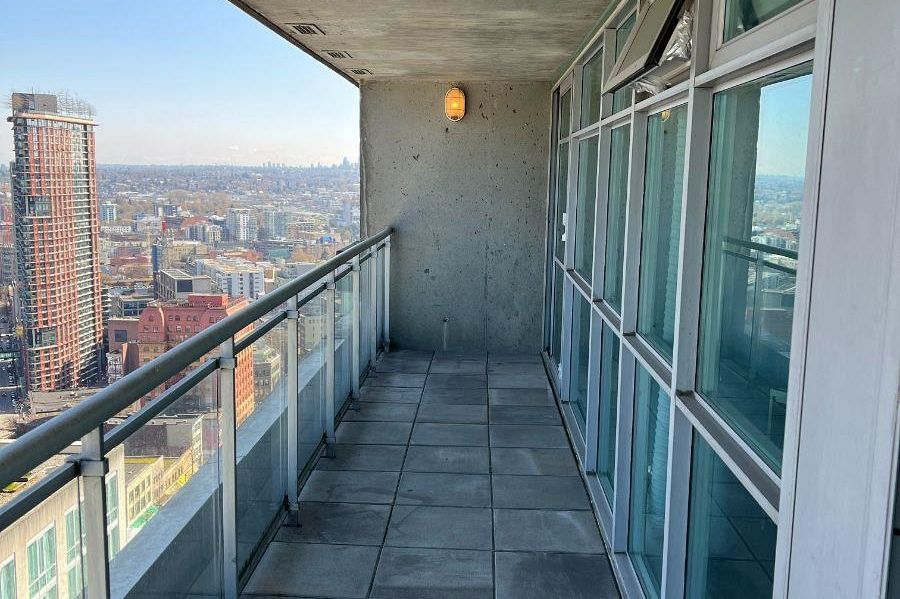 3003 438 Seymour Street Vancouver, BC - 2