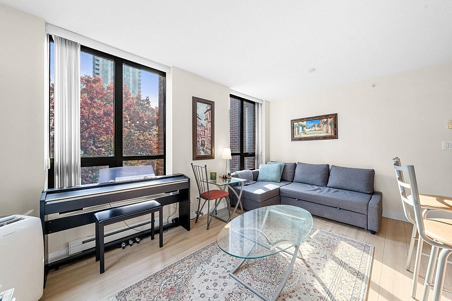 502 909 Mainland Street Vancouver, BC - 4