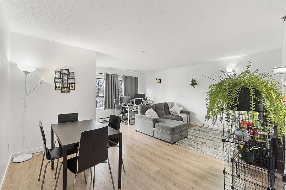 301 4990 Mcgeer Street Vancouver, BC - 7