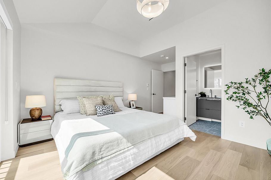 1 1120 E 23rd Avenue Vancouver, BC - 20