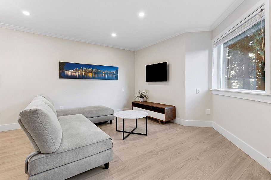 104 1365 W 4th Avenue Vancouver, BC - 4