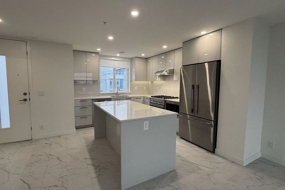 69 10333 River Drive Richmond, BC - 2