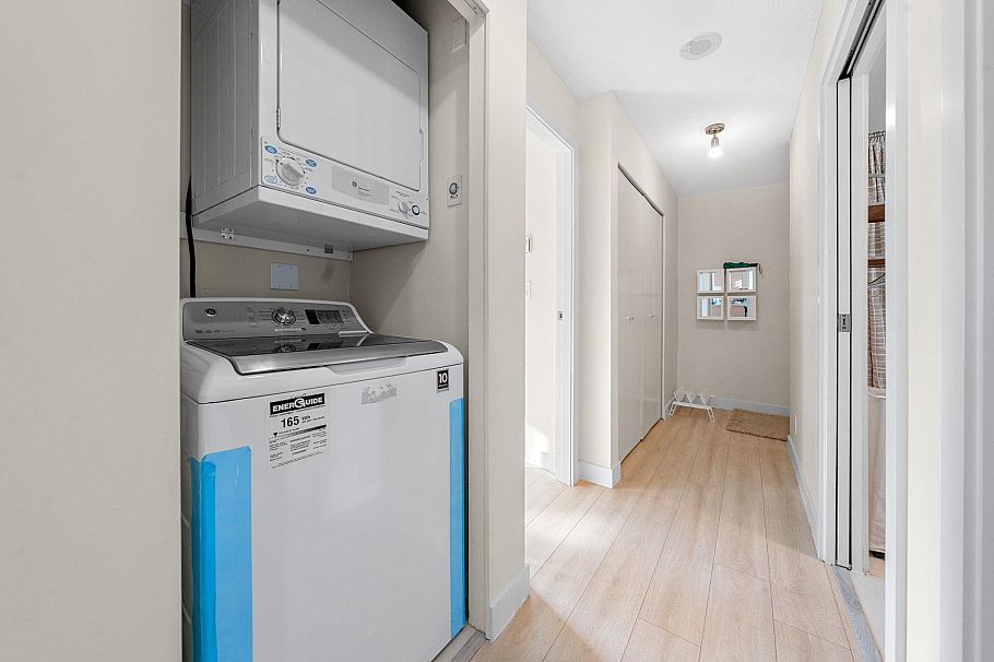 502 909 Mainland Street Vancouver, BC - 25