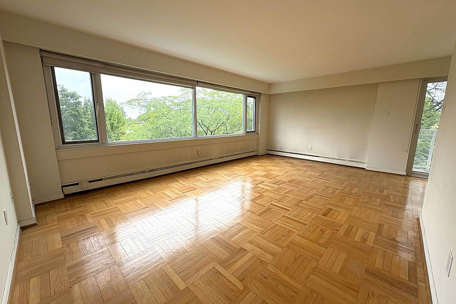 305 6076 Tisdall Street Vancouver, BC - 10