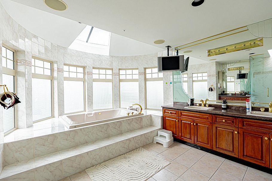 6879 Arbutus Street Vancouver, BC - 21