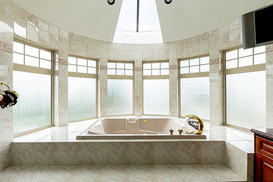 6879 Arbutus Street Vancouver, BC - 22