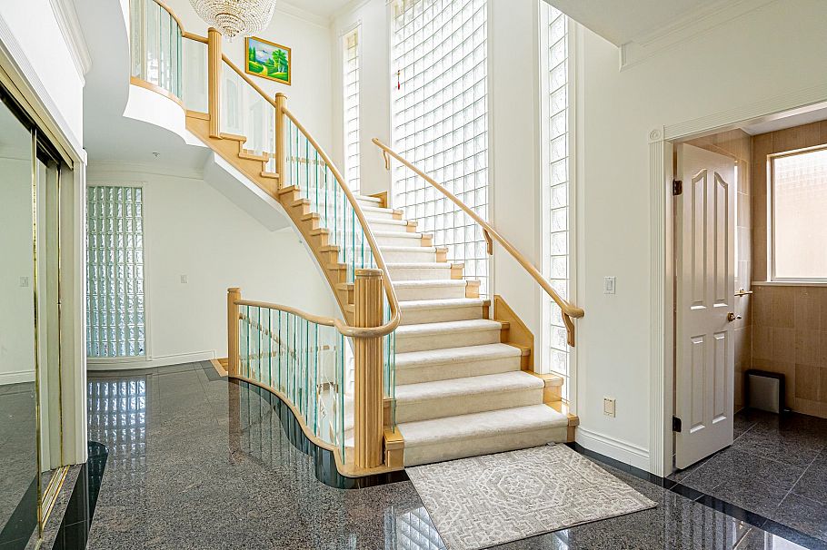 6879 Arbutus Street Vancouver, BC - 16