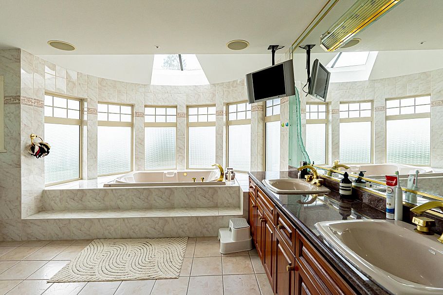 6879 Arbutus Street Vancouver, BC - 20