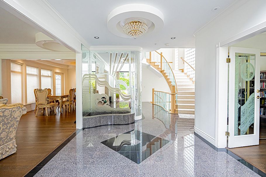 6879 Arbutus Street Vancouver, BC - 15