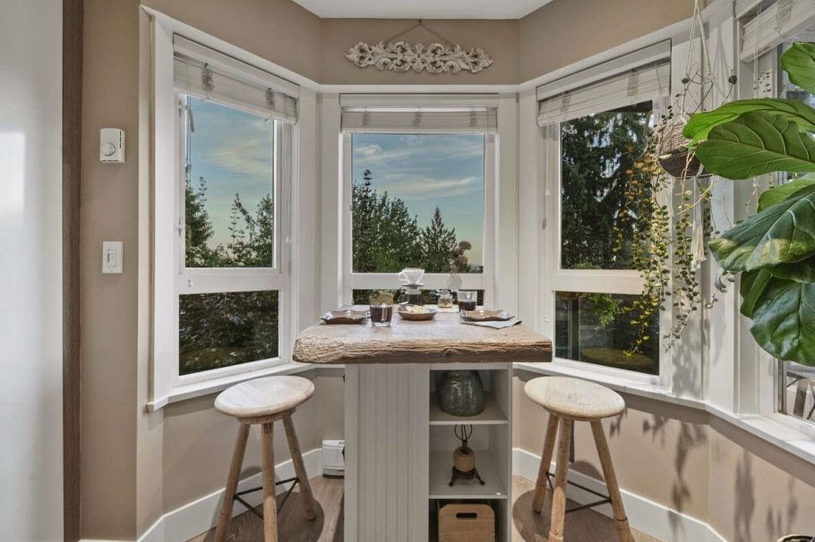 202 2250 SE Marine Drive Vancouver, BC - 2